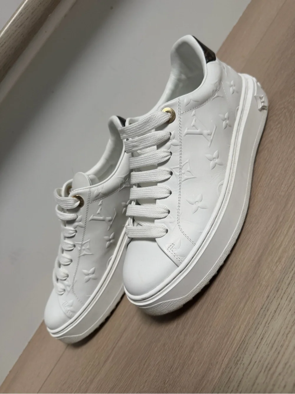 Louis Vuitton timeout sneaker - Picture 3 of 4